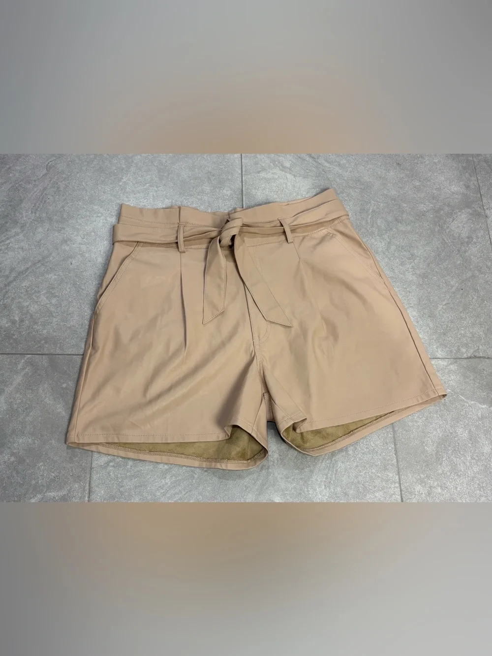 Sofia Jeans by Sofia Vergara Faux Leather Pleather Shorts Size 10 Tan
